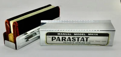 Винтажная щетка для очистки виниловых пластинок Parastat ручная модель MKIIA сделано в Англии - Изображение 1 из 4