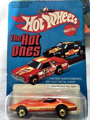 Lot of 2 Vintage Hot Wheels Corvettes The Hot Ones, Speed Fleet, NM on card - Image 1 of 2