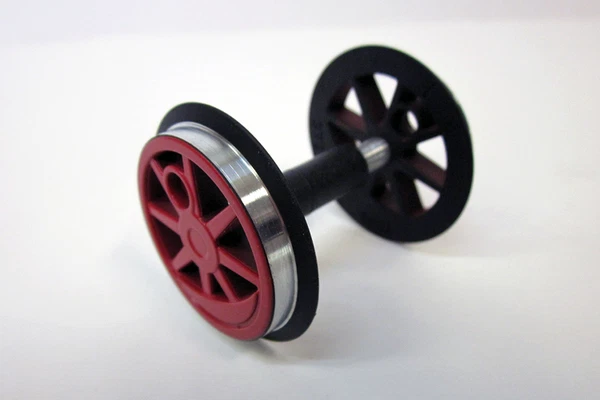 Piko 36077 G Scale Center Wheelset BR80 Red - Image 1 of 1