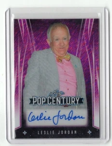 2025 Leaf Pop Century Leslie Jordan PINK SHIMMER AUTO AUTOGRAPH 5/8 ACTOR - Picture 1 of 1