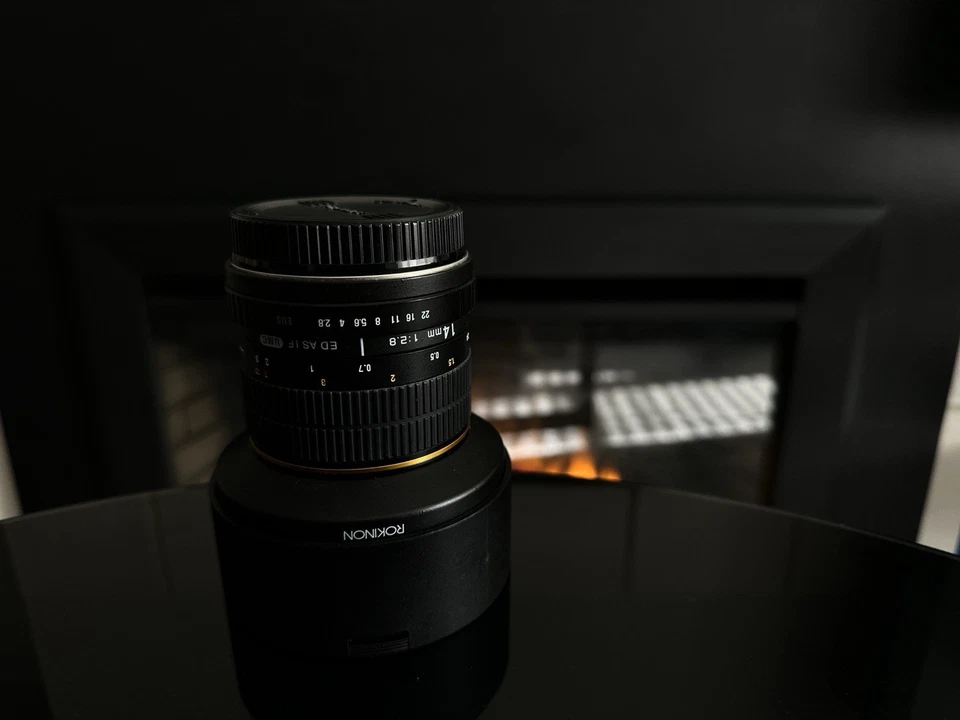 ROKINON 14mm f/2.8 IF ED UMC Lens for Canon EF - Image 1 of 4