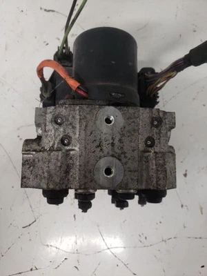 Anti-Lock Brake Part Assembly Without Traction Control Fits 98 WINDSTAR 1027104 - Image 1 of 4