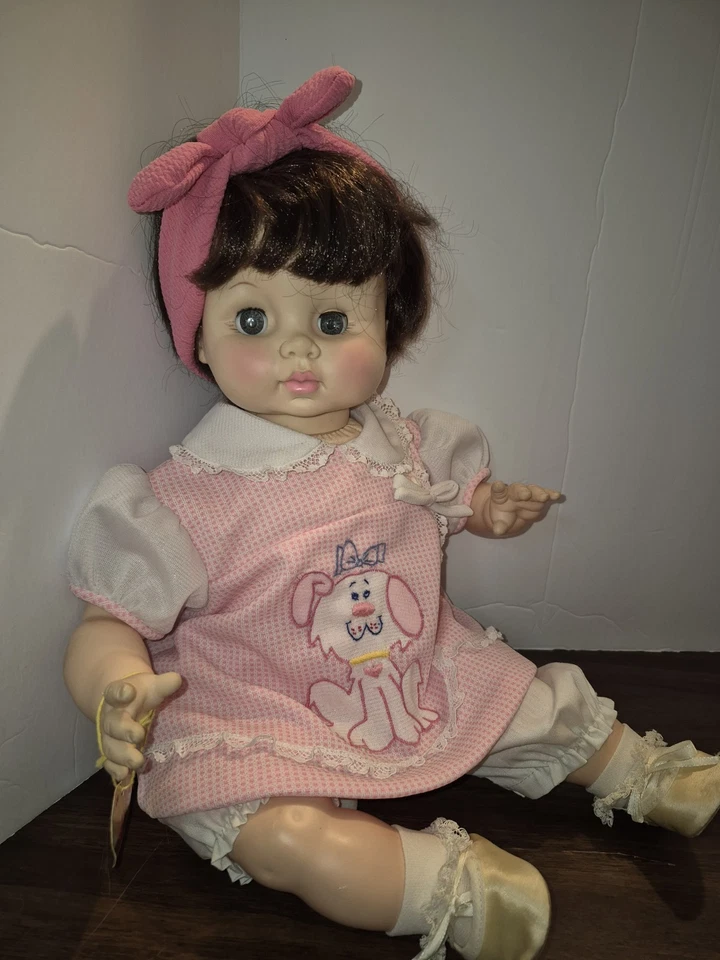 Muñeca bebé rubia Effanbee 1969 ciruela de azúcar 20" ojos dormidos cuerpo de tela Foto 1 de 4