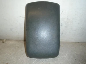 2002 2003 2004 2005 2006 2007 Jeep Liberty Center Console Lid Armrest Gray - Bild 1 von 4