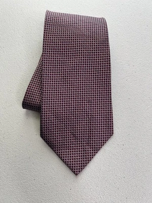 Gravata Geoffrey Beene vermelha, rosa, azul padrão geométrico 100% seda feita à mão nova sem etiquetas - Imagem 1 de 4