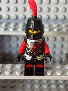 LEGO Castle MINIFIG Mini-figure DRAGON KNIGHT cas524 70402 70404 Rare RETIRED - Picture 1 of 1