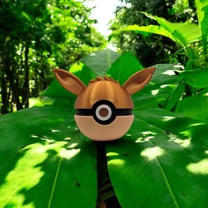 Eevee Pokeball 3D Printed Model - Pokeball Game Collectible Figurine fan art des - Picture 1 of 7