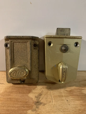 Vintage Yale & Ilco Door Rim Lock/Latch Deadbolt Thumb Turn Metal Made In USA Cover