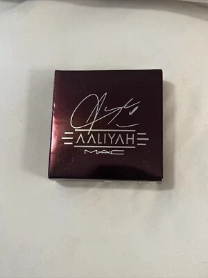 MAC Aaliyah Collection BABY GIRL Bronzing Powder~100% Authentic - Image 1 of 4