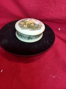 Royal Doulton Brambly hedge Porcelain spring trinket box - Picture 1 of 5