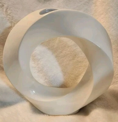 Abstract vase white - Image 1 of 2