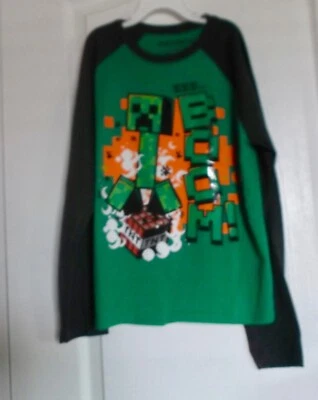 BOYS' MINECRAFT GREEN LONG SLEEVE T-SHIRT - SMALL (8) - NWT - Image 1 of 4