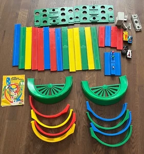 Darda Bahn Rehnnbahnsystem Loopings Autos Rundkurs - Bild 1 von 1