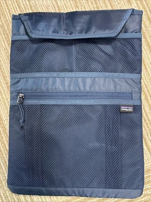 Funda de viaje para tableta portátil Patagonia azul verdoso con bolsillos 15"x11” Foto 1 de 4