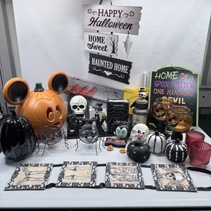 25 Item Halloween Decor Lot Signs Pumpkins Ghosts Jars Skulls Witch Spooky Trick - Picture 1 of 16