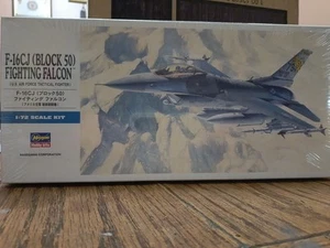 NIB, HASEGAWA,1:72,F-16 CJ( BLOCK 50) FIGHTING FALCON - Picture 1 of 14