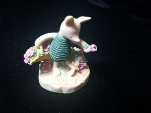 Lenox Disney Winnie the Pooh Thimble Piglet With Caterpillar - Picture 1 of 5