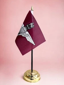 PARACHUTE REGIMENT TABLE FLAG 6"X4" 15cm x 10cm WITH FLAT GOLDEN BASE 25cm tall - Picture 1 of 1