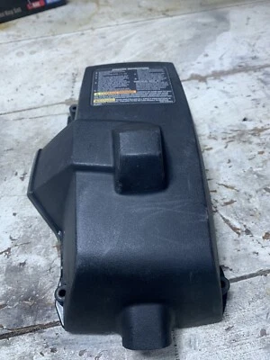 Motosserra Craftsman 358352160 caixa de peças usadas - Imagem 1 de 4