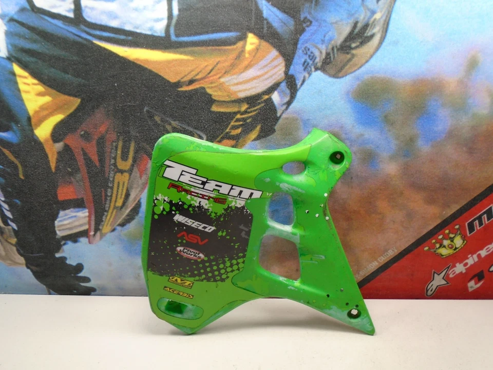1991 KAWASAKI KX 125 LEFT TANK SHROUD (A) 91 KX125 - Изображение 1 из 4