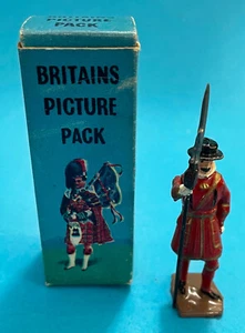 Britains Picture Pack Yeoman of the Guard No. 1138B Original Box Vintage - Picture 1 of 6