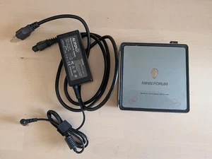 Minisforum UM700 Pro Mini PC (mit Ryzen 7 CPU und dedizierter Radeon GPU) - Bild 1 von 6
