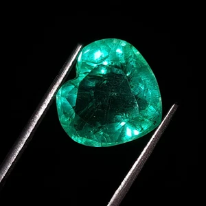 Natural Green Emerald Colombia Loose Gemstone 8.96 Ct Certified Emerald Gems - Picture 1 of 9