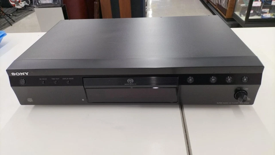 Reproductor de CD Super Audio Sony SCD-XE800 SACD AC100V 50/60Hz de Japón Usado Foto 1 de 4