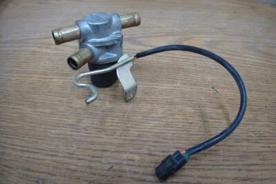 Honda CBR 600 F4I 2003 válvula de corte solenoide de aire Foto 1 de 4