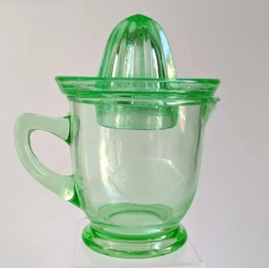 Westmoreland Green Glows Lemons & Oranges Reamer/Juicer Original Not a Repro - Picture 1 of 11