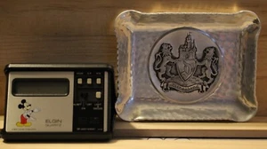 DISNEY MICKEY MAUS QUARTZWECKER UND KLEINES METALLTABLETT AUS DISNEYLAND - Bild 1 von 8