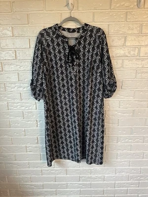 Mile Gabrielle 2X | Vestido Retro Boho Shift | Top de encaje con estampado geométrico Foto 1 de 4