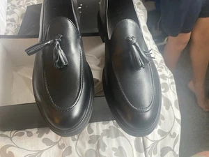 Shoes - Picture 1 of 5