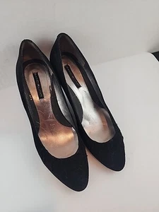 Bandolino Yougiveme Womens Pump Heel Dress Shoe Black Suede/Leather Size 8 - Picture 1 of 6