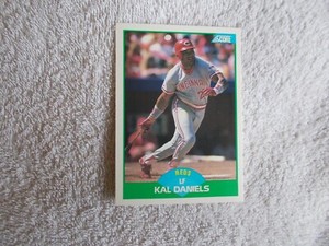  Score MLB 1989 "KAL DANIELS" #7 Cincinnati Reds Trading Card n32