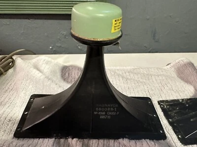 Par de altavoces de bocina de metal Magnavox 580088-1 tweeter controladores 1967 Foto 1 de 3