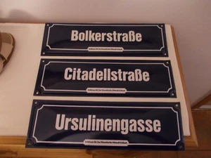 3 Straßenschilder aus Kunststoff - Bild 1 von 7