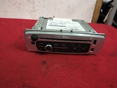 281151350R RADIO AUTORADIO LETTORE CD RENAULT MEGANE SPORTOUR 1.5 d 81 kw 2016 - Immagine 1 di 4