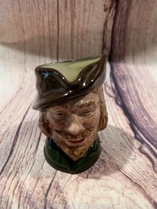 Taza/jarra vintage Royal Doulton, Toby, personaje ROBIN HOOD - Imagen 1 de 6