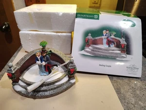 ANIMIERTES EISKUNSTLAUFPAAR - ABTEILUNG 56 DICKENS VILLAGE IN BOX - GETESTET - Bild 1 von 4