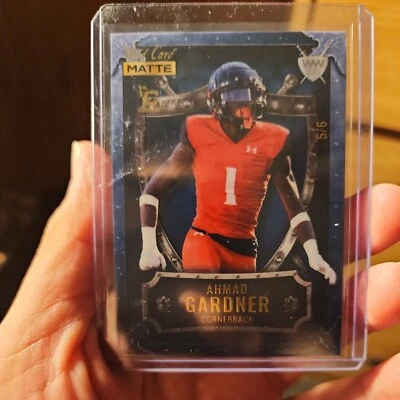 2022 Wild Card Matte SP Exclusive - Weekend Warrior Football White/Green  - Image 1 of 4