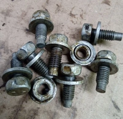 01-05 Lexus Is300 2jzge Vvti Bandeja de viento Pernos Tuercas de tubo de recogida 2jz Gs300 Foto 1 de 2