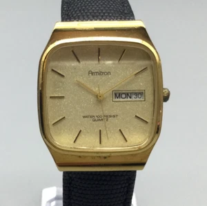 Vtg Armitron Watch Womens 30mm Gold Tone Glitter Dial Day Date New Battery - Picture 1 of 15