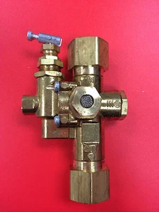 070-0029 SANBORN/COLEMAN/INDUSTRIAL PILOT UNLOADER VALVE, 145-175 PSI, 3/4" FPT - Picture 1 of 3