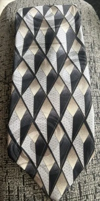 J.T. Corbata de cuello Beckett para hombre ancha negra dorada gris geométrica toda seda hecha en EE. UU. Foto 1 de 2