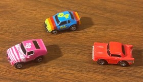 VTG Galoob Micro Machines Lot of 3 different race cars- red/pink/80s/90s GUC