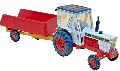 Corgi 1412 David Brown Tractor & Trailer – Vintage Farm Set – Red White VGC - Image 1 of 4