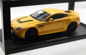 AUTOart 1/18 Aston Martin V12 Vantage S Yellow Tang Metallic 70252 - Picture 1 of 23