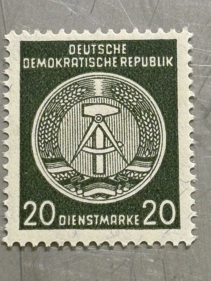 Estampilla postal alemana de 20 centavos de colección rara de la República Alemana Foto 1 de 1