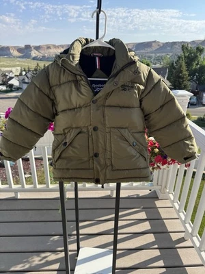 REEBOK LITTLE BOYS MILITARY GREEN WINTER JACKET, SZ 7, EXCELLENT CLEAN CONDITION - Image 1 of 4